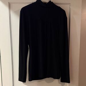 Suzie In The City Classic Black Long Sleeve Top